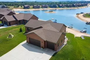 W5759 Brook Trout Ct, New Lisbon, WI 53950 - Photo 3