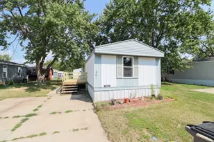 160 Buckingham Ln, Holmen, WI 54636 - Photo 1