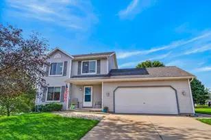 2141 Blue Heron Ct, Stoughton, WI 53589 - Photo 3
