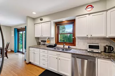 2141 Blue Heron Court, Stoughton, WI 53589 - Photo 13
