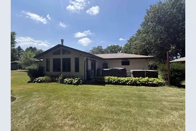 2451 S Country Lane, Beloit, WI 53511 - Photo 33