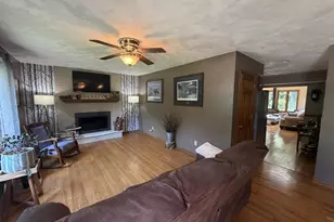 2451 S Country Ln, Beloit, WI 53511 - Photo 5