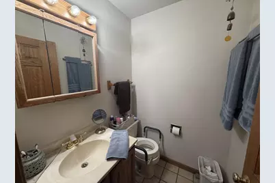 2451 S Country Lane, Beloit, WI 53511 - Photo 31