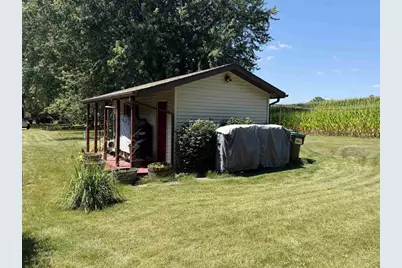 2451 S Country Lane, Beloit, WI 53511 - Photo 39