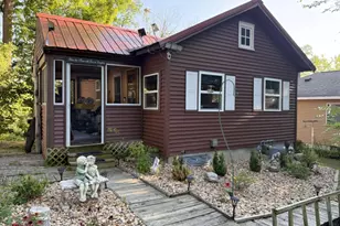 141 Lakeview Ave, Edgerton, WI 53534 - Photo 1