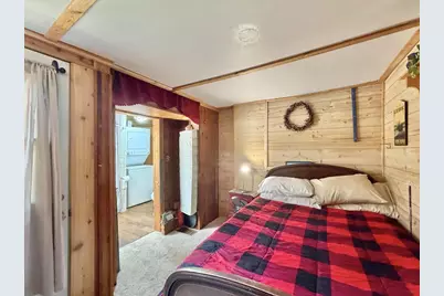 141 Lakeview Avenue, Edgerton, WI 53534 - Photo 17