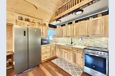 141 Lakeview Avenue, Edgerton, WI 53534 - Photo 5