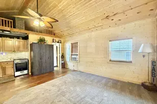 141 Lakeview Ave, Edgerton, WI 53534 - Photo 7