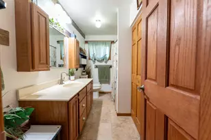 615 Medbury St, Kendall, WI 54638 - Photo 35