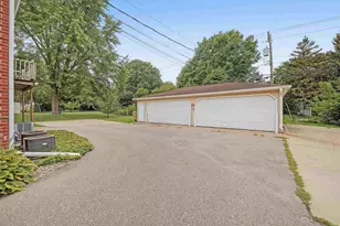 426 Rushmore Ln, Madison, WI 53711 - Photo 7