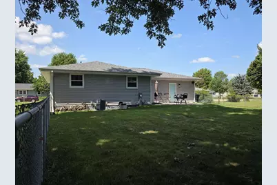 1431 S Chatham Street, Janesville, WI 53546 - Photo 5