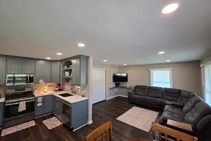 1431 S Chatham St, Janesville, WI 53546 - Photo 15