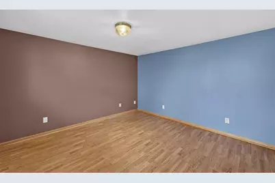 914 Eagle Crest Drive, Madison, WI 53704 - Photo 35