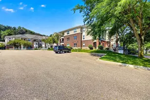 8510 Greenway Blvd, Middleton, WI 53562 - Photo 33