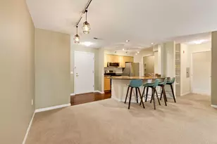 8510 Greenway Blvd, Middleton, WI 53562 - Photo 11