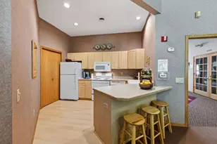 8510 Greenway Blvd, Middleton, WI 53562 - Photo 39