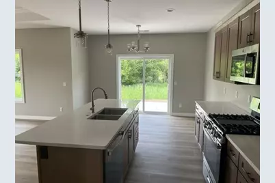 190 Deerrun Drive, Fall River, WI 53932 - Photo 19