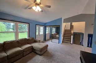 39 London Rd, Cambridge, WI 53523 - Photo 9