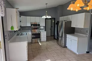 39 London Rd, Cambridge, WI 53523 - Photo 3