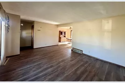 2703 11th Avenue, Monroe, WI 53566 - Photo 5
