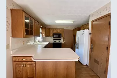 2703 11th Avenue, Monroe, WI 53566 - Photo 7