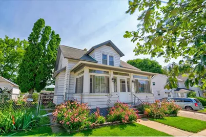 137 E School Street, Columbus, WI 53925 - Photo 3
