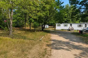 1136 S Buttercup Ct, Friendship, WI 53934 - Photo 13