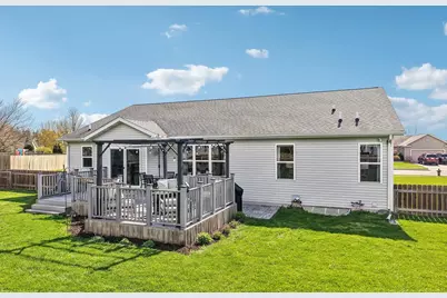 1120 Black Walnut Pass, Johnson Creek, WI 53038 - Photo 63