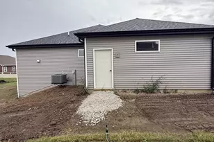 5805 Bridle Way, Madison, WI 53718 - Photo 7