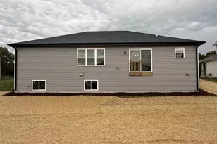 5805 Bridle Way, Madison, WI 53718 - Photo 5