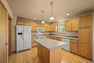 7 Half Moon Court, Madison, WI 53718 - Photo 11