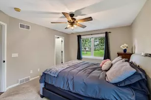 7022 Rockstream Dr, Madison, WI 53719 - Photo 15
