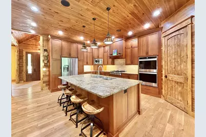 7636 S Butterfly Road, Beloit, WI 53511 - Photo 13