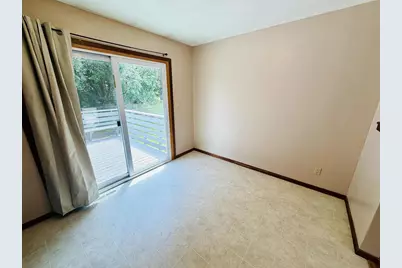 2210 Ridgeway Road, Monroe, WI 53566 - Photo 15