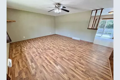 2210 Ridgeway Road, Monroe, WI 53566 - Photo 7
