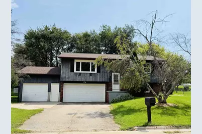 2210 Ridgeway Road, Monroe, WI 53566 - Photo 3