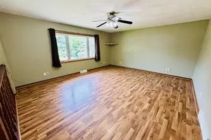 2210 Ridgeway Rd, Monroe, WI 53566 - Photo 5