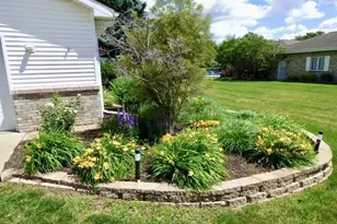 1525 E Williams Dr, Beloit, WI 53511 - Photo 3