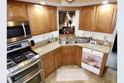 1525 E Williams Drive, Beloit, WI 53511 - Photo 17