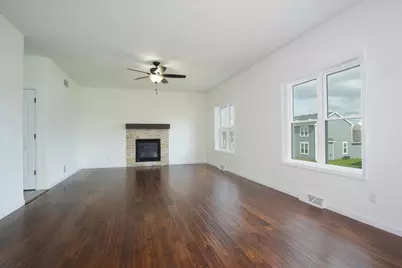 4027 Taunton Road, Windsor, WI 53598 - Photo 9