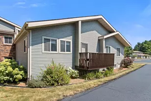 424 S Lexington Pkwy, DeForest, WI 53532 - Photo 5