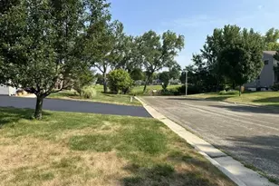 424 S Lexington Pkwy, DeForest, WI 53532 - Photo 7