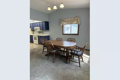 424 S Lexington Parkway, DeForest, WI 53532 - Photo 15