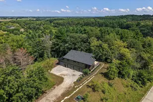 N7873 Kettle Moraine Dr, Whitewater, WI 53190 - Photo 43