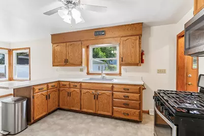 809 N Main Street, Edgerton, WI 53534 - Photo 17