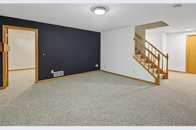 6867 Valiant Drive, Windsor, WI 53598 - Photo 45