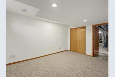 6867 Valiant Drive, Windsor, WI 53598 - Photo 49