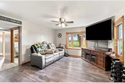 882 Taylor Lane, Stoughton, WI 53589 - Photo 9
