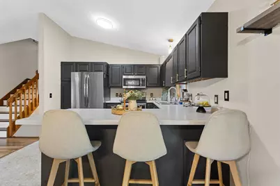 5 Waywood Circle, Madison, WI 53704 - Photo 11