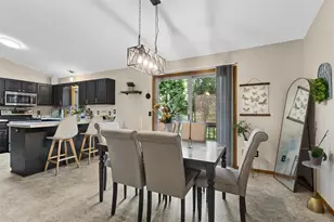 5 Waywood Cir, Madison, WI 53704 - Photo 13